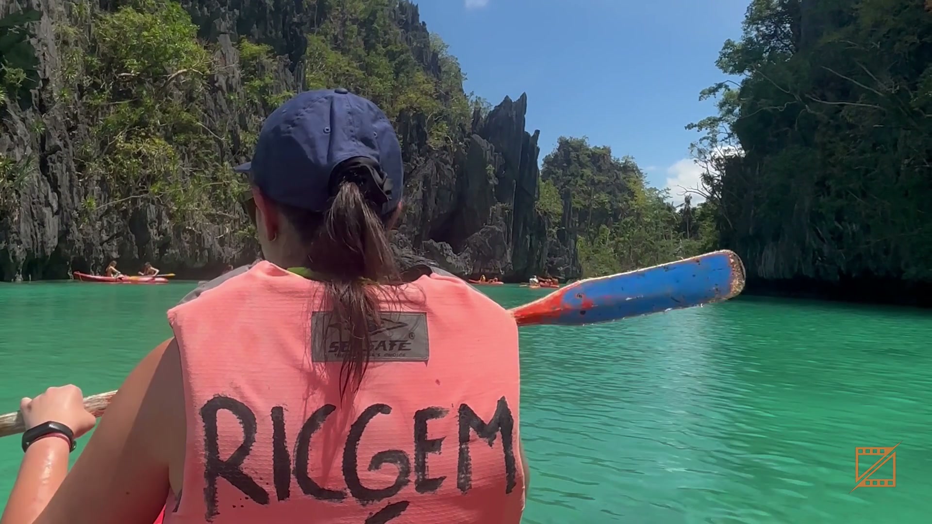 Arrival in Paradise & Island Adventures